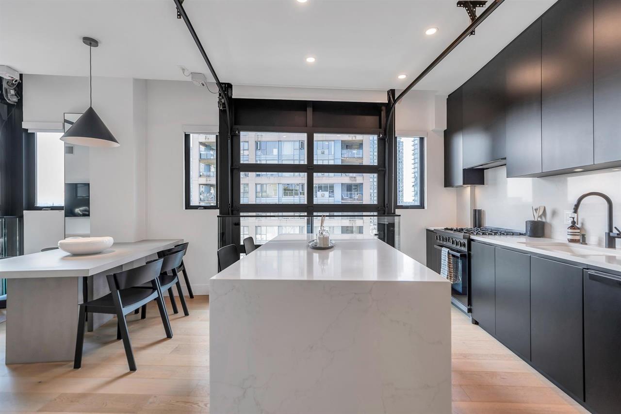 #703 - 546 Beatty Street